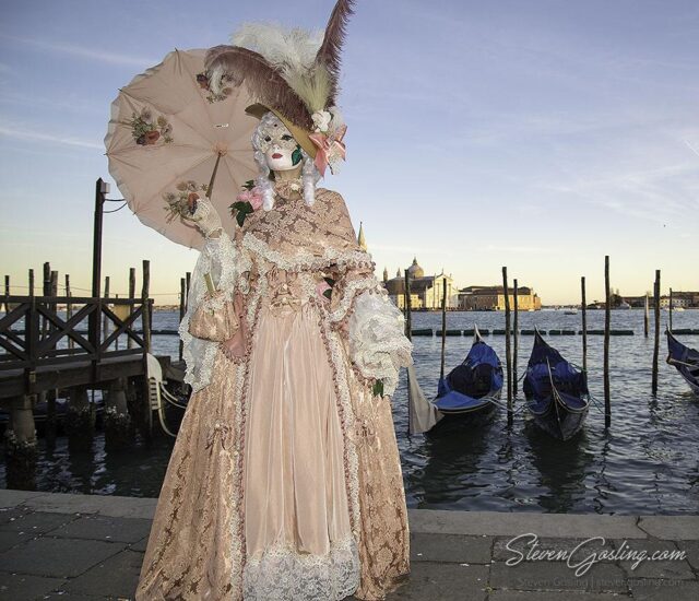 Photography Workshop at the Venice Carnival 46